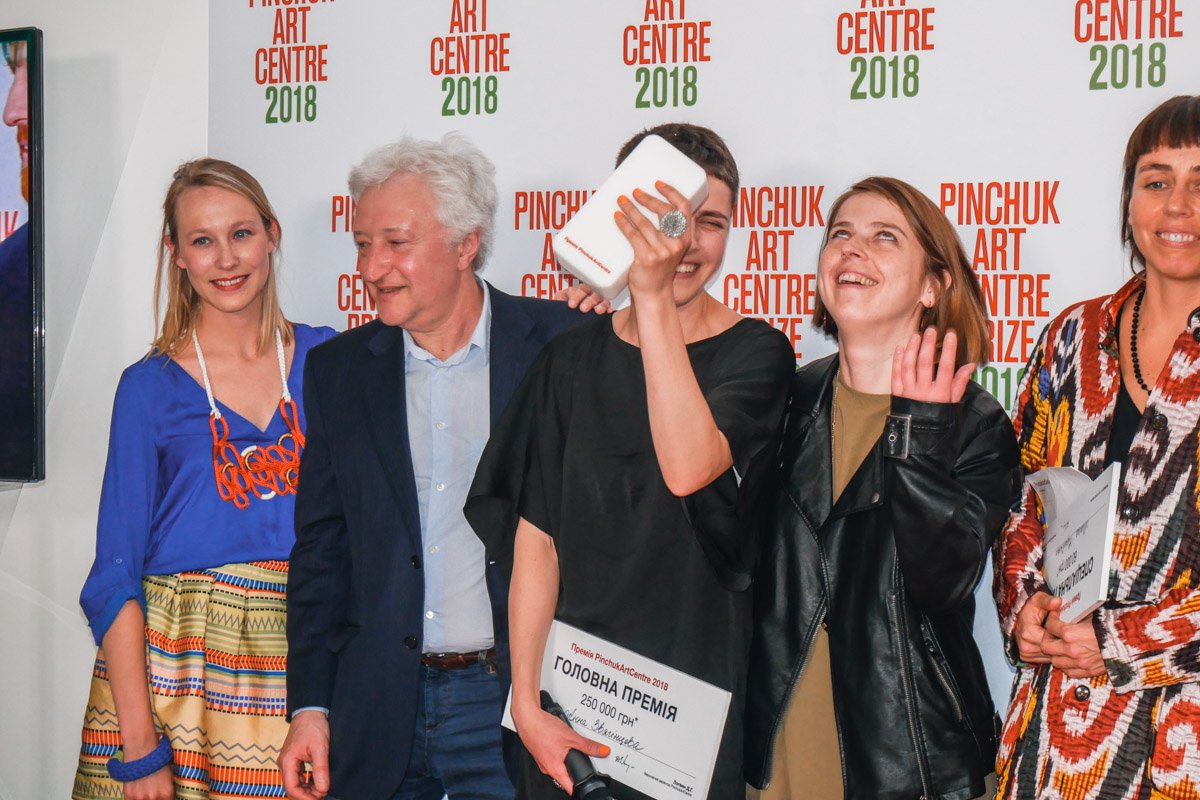 В воздухе витала уютная и веселая атмосфера В воздухе витала уютная и веселая атмосфера