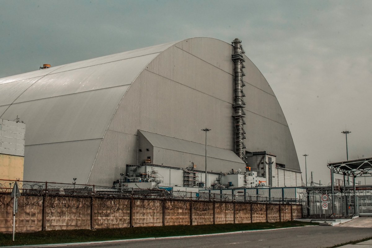 Под арку поместится Статуя Свободы в полный рост