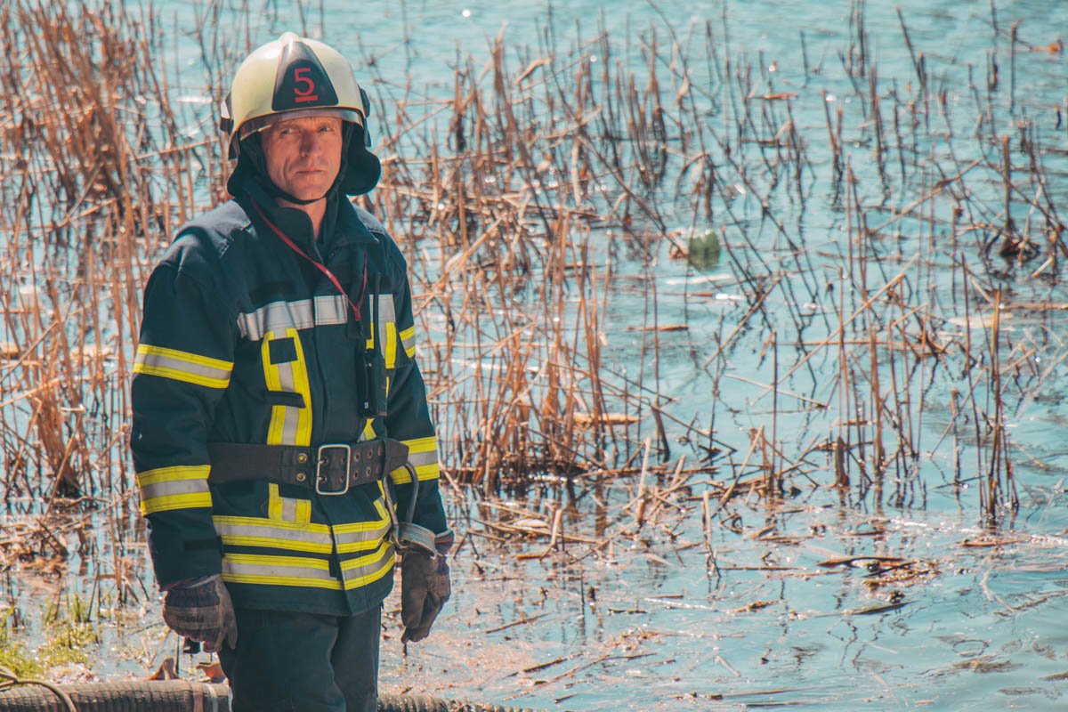 Сотрудники ГСЧС рассказали, что они готовы к любым чрезвычайным происшествиях в лесах