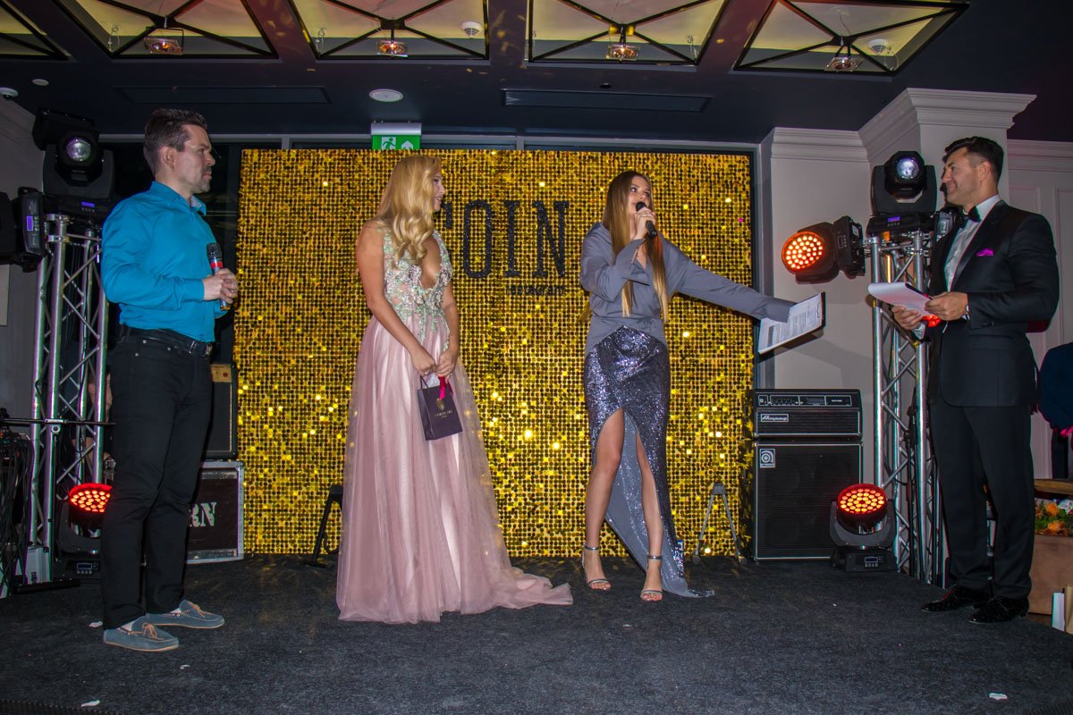 У жены Николая Тищенко Аллы Барановской был день рождения