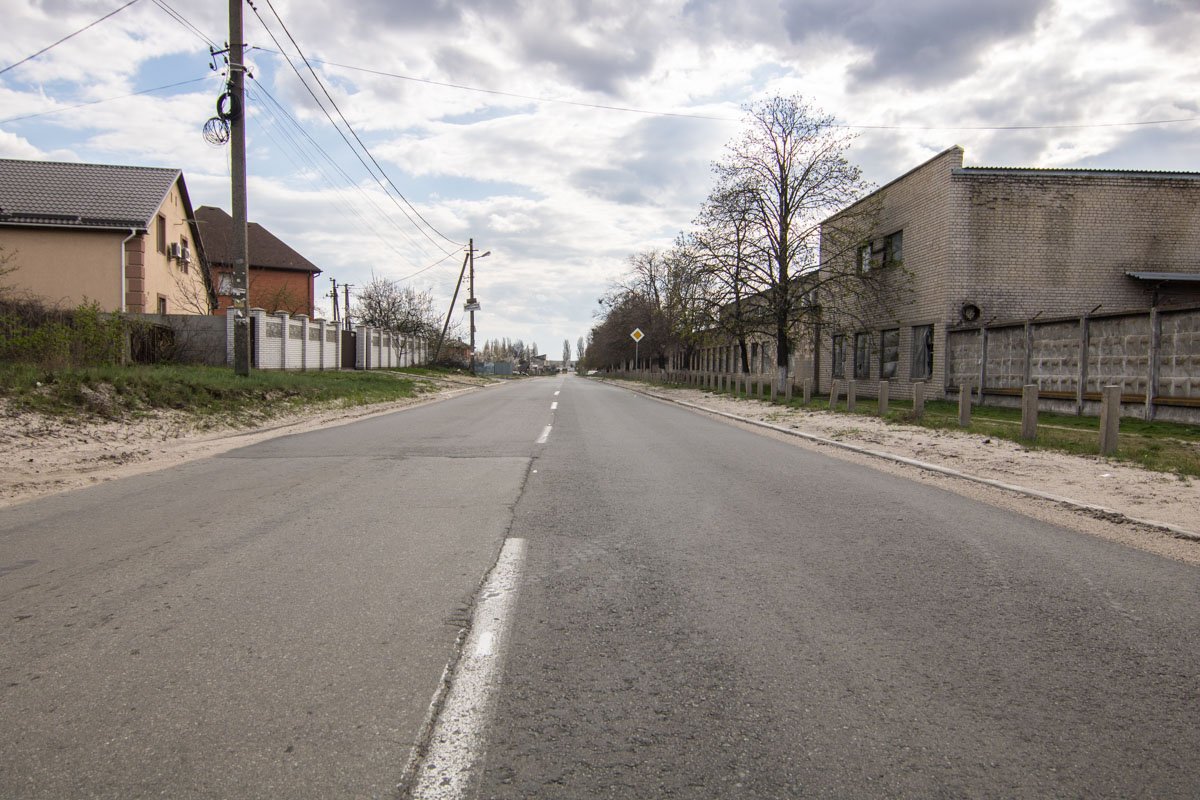 Тонкая граница между старым и новым асфальтом