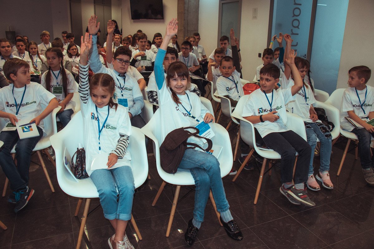 Всего в этом году приняли участие в первых этапах олимпиады 4407 детей Всего в этом году приняли участие в первых этапах олимпиады 4407 детей