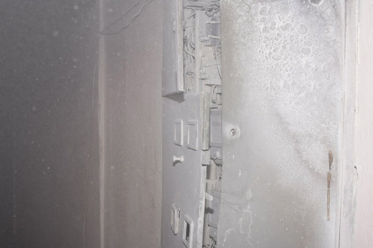 С огнем спасатели справились быстро С огнем спасатели справились быстро