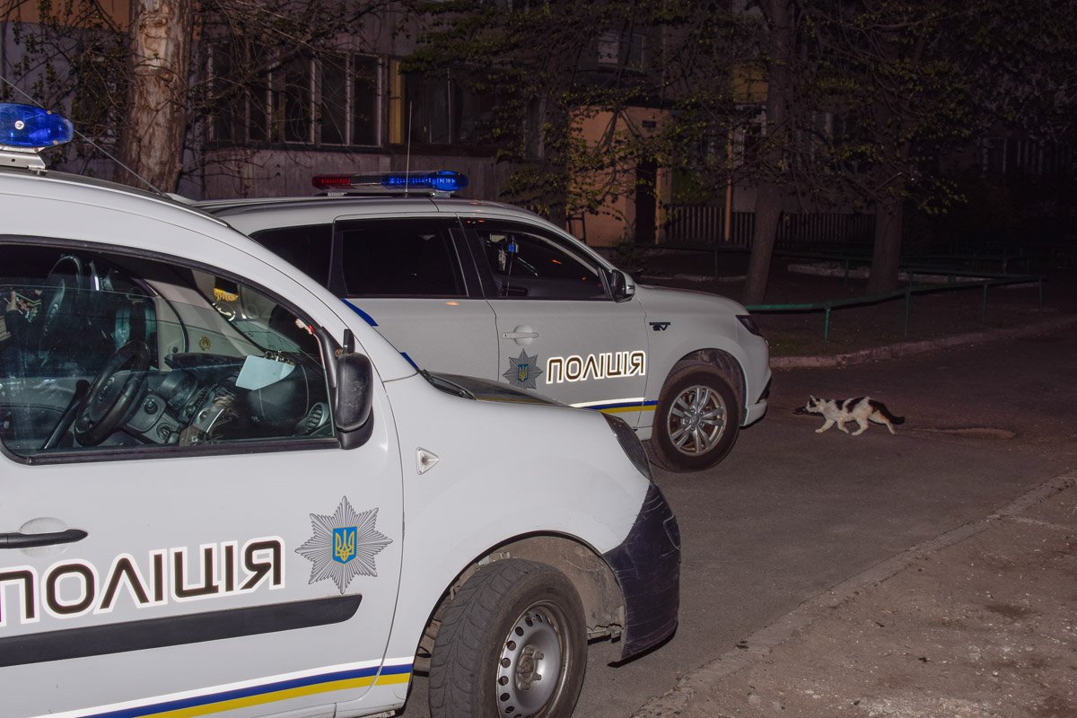 По какой причине женщина пыталась свести счеты с жизнью -неизвестно