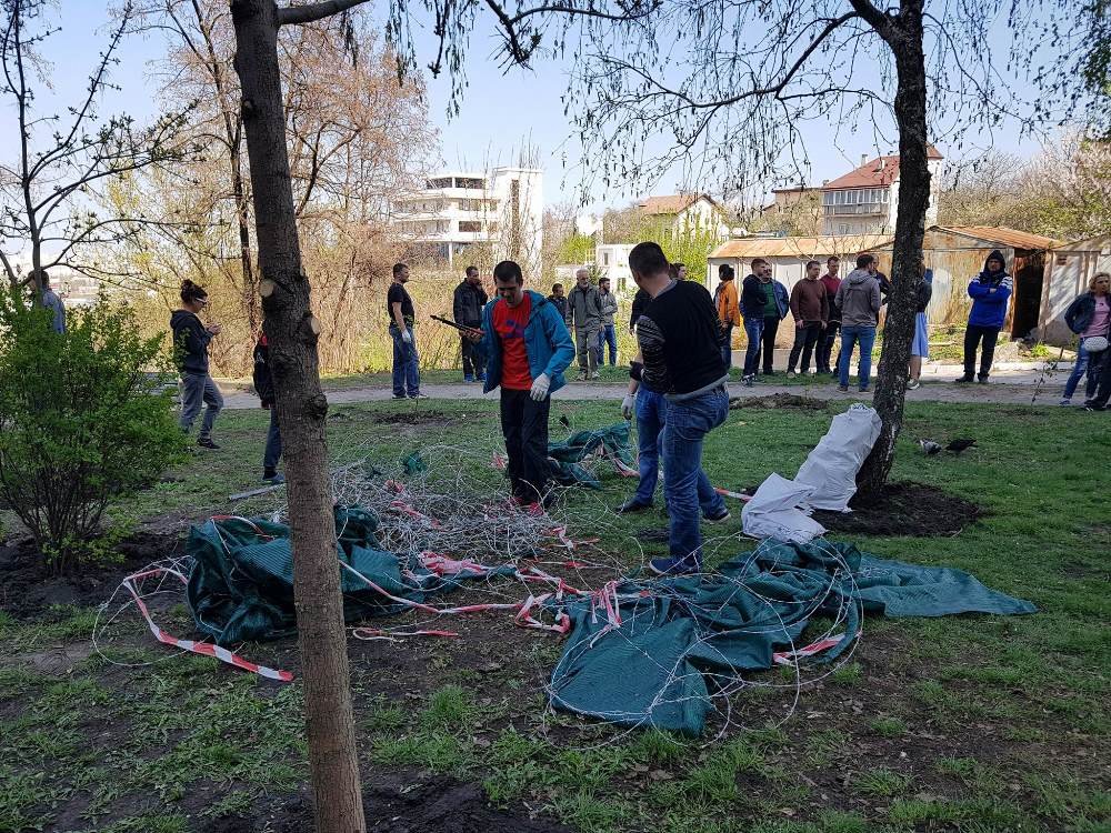 Демонтаж колючего ограждения Демонтаж колючего ограждения