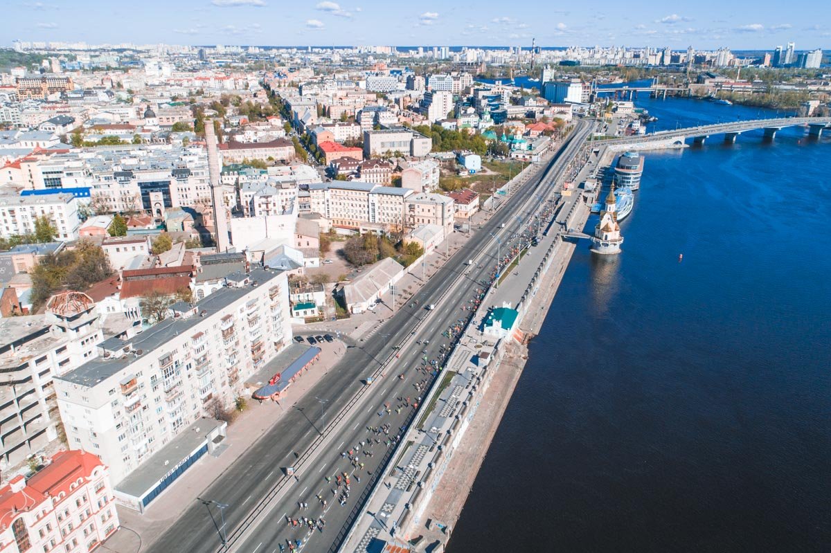 Пробежать по берегу Днепра и насладиться чудесной погодой