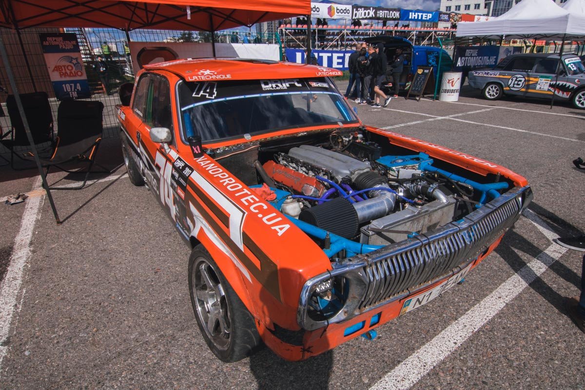 От Волги остался только кузов От Волги остался только кузов