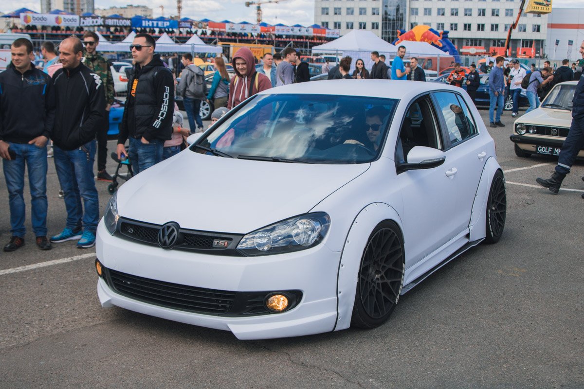 Одно из самых стильных авто Одно из самых стильных авто