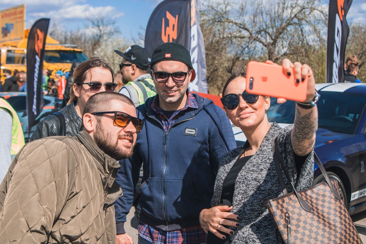 Время селфи Время селфи