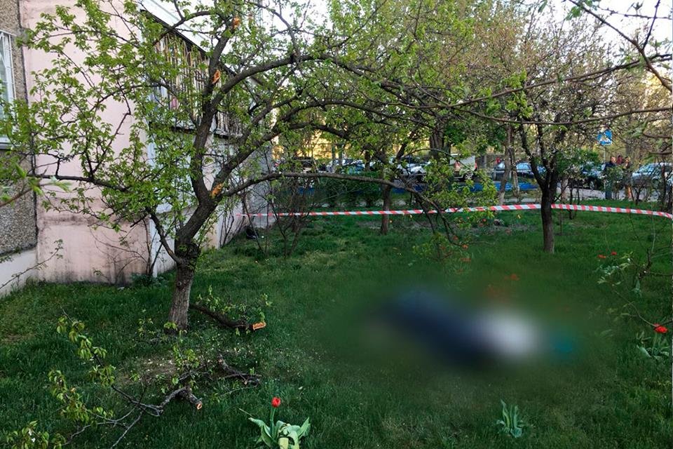 Трагедия случилась на улице Иорданская , 2-б