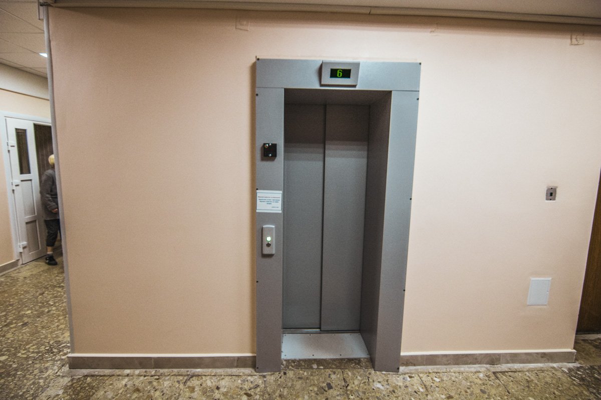 Установлены новые лифты