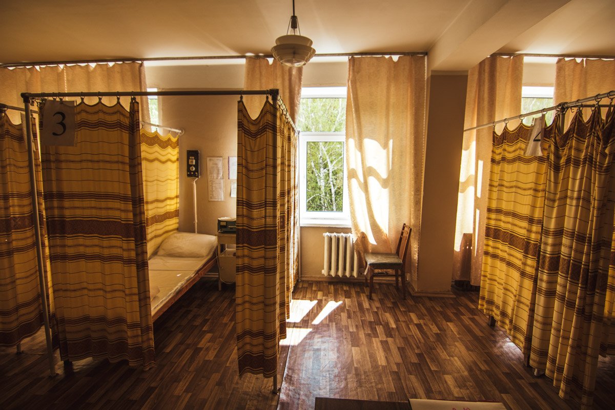 Фишка больницы - светлые и цветастые помещения