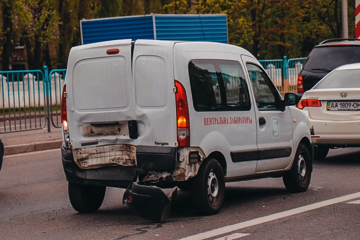 Повреждения Kangoo Повреждения Kangoo