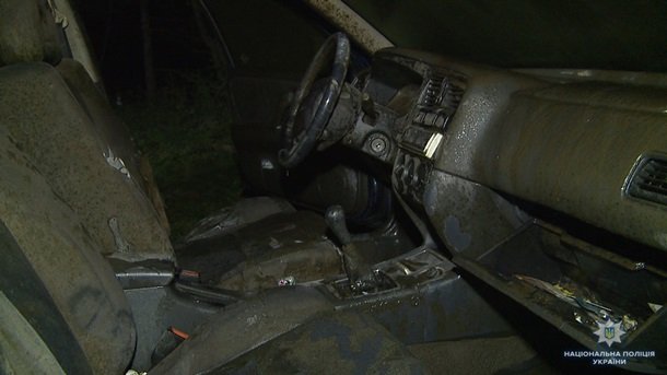 В Винницкой области в авто нашли тела пропавшей семьи В Винницкой области в авто нашли тела пропавшей семьи
