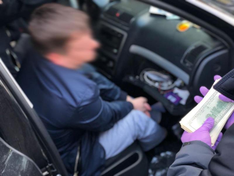 У него изъяли почти 50 тысяч долларов