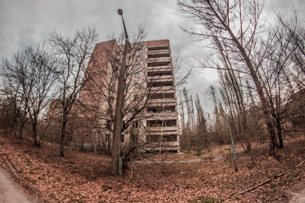 Теперь здесь гуляет только ветер