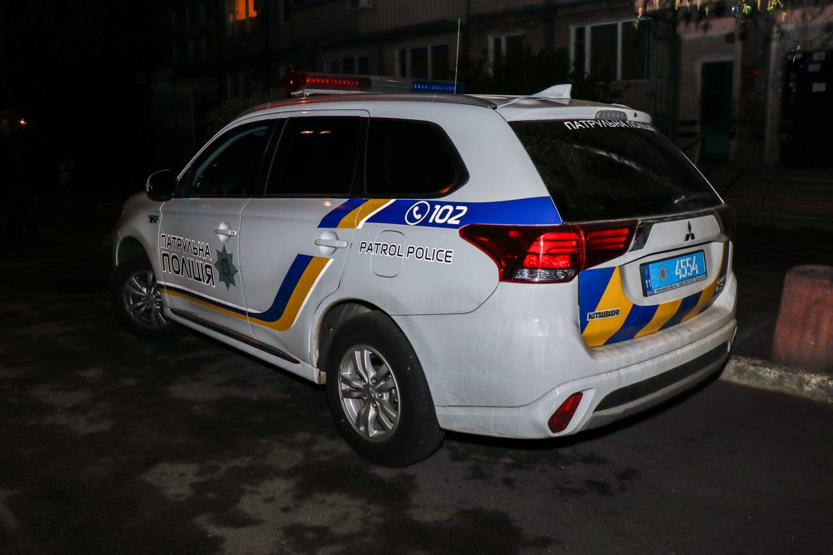 На место приехали патрульные и СОГ