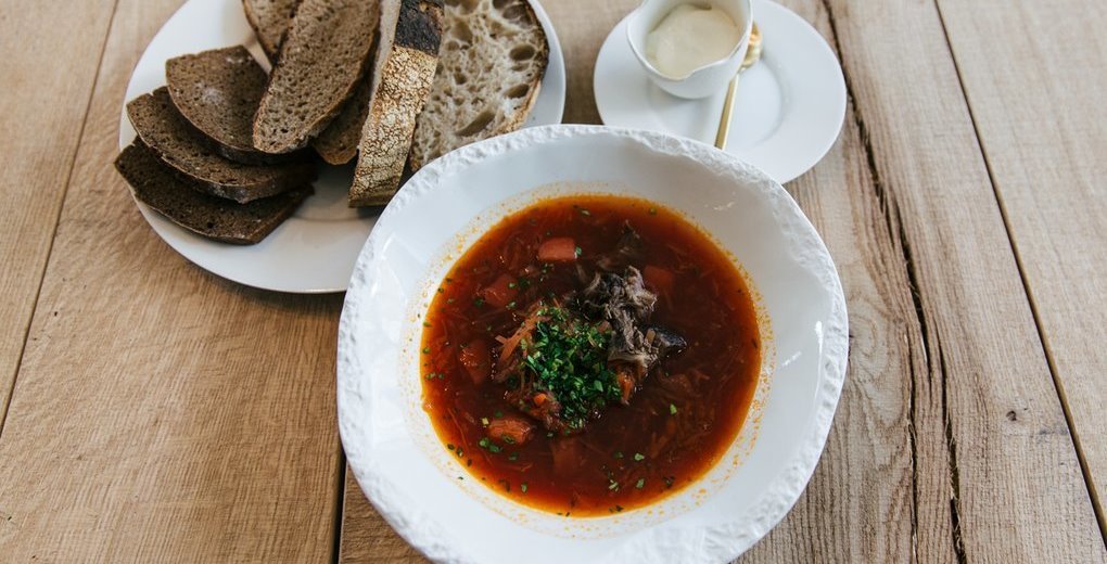 В Киеве открылся самый большой ресторан украинской кухни SHO