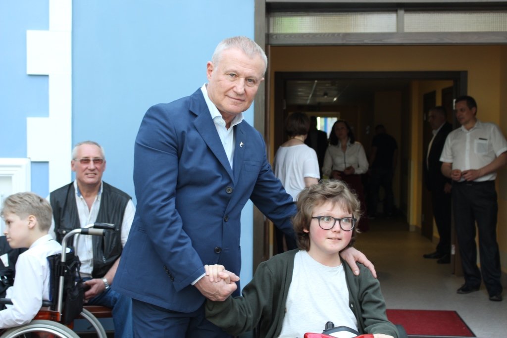 Родители с детьми, которые являются подопечными организации могут посетить матч 4 мая в Киеве Родители с детьми, которые являются подопечными организации могут посетить матч 4 мая в Киеве