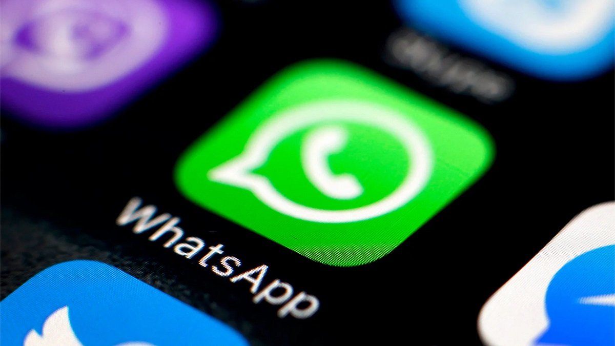 WhatsApp запретили использовать детям до 16 лет