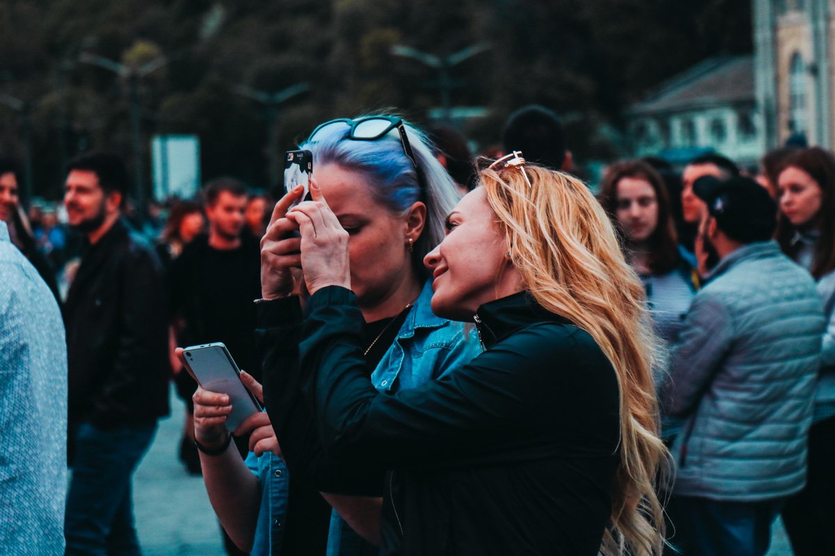 В атмосфера витала любовь 