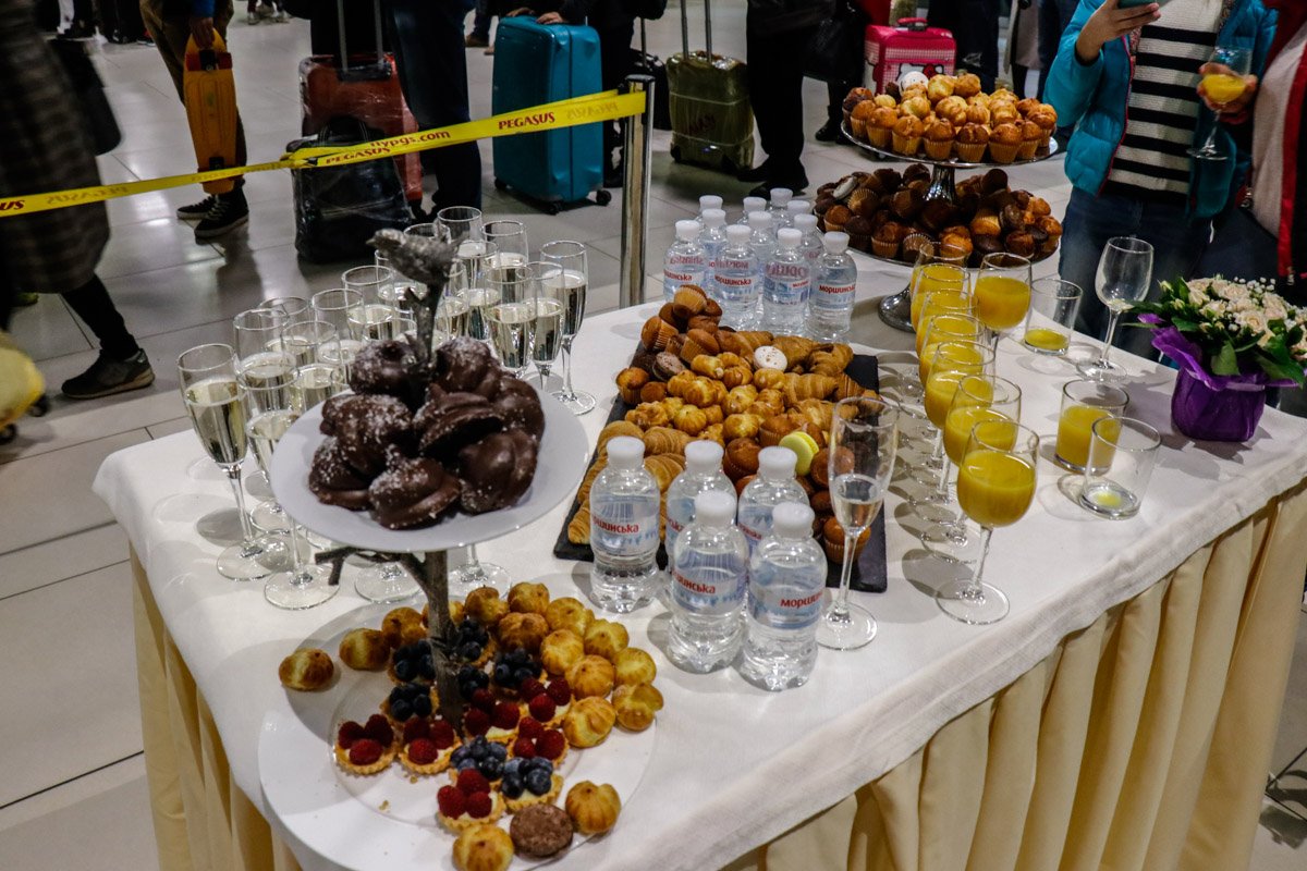 Фуршет в честь отправления первого рейса авиакомпании Nordica