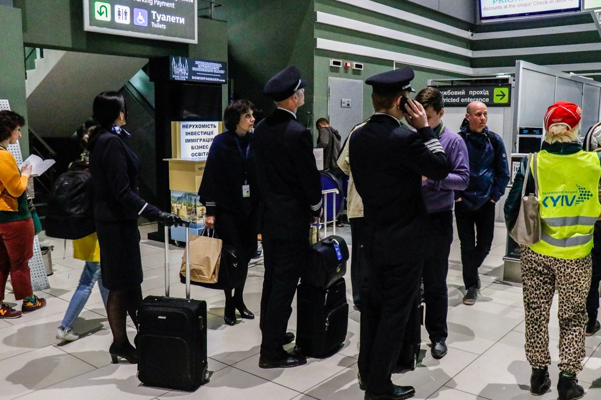 Пилоты перед рейсом