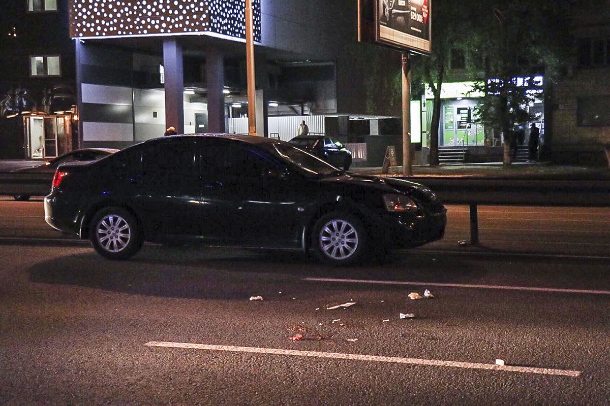 Скорая госпитализировала пострадавшего Скорая госпитализировала пострадавшего