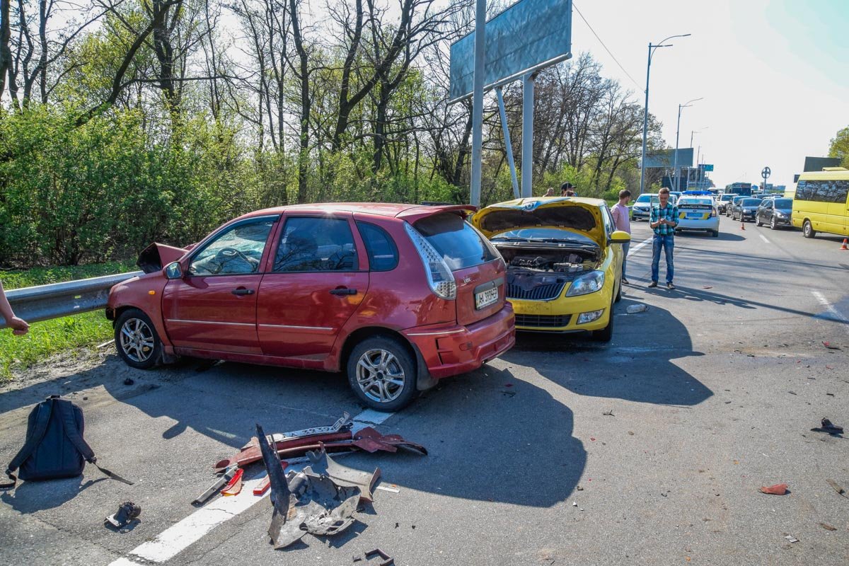 Skoda оттормозиться до конца не успела Skoda оттормозиться до конца не успела