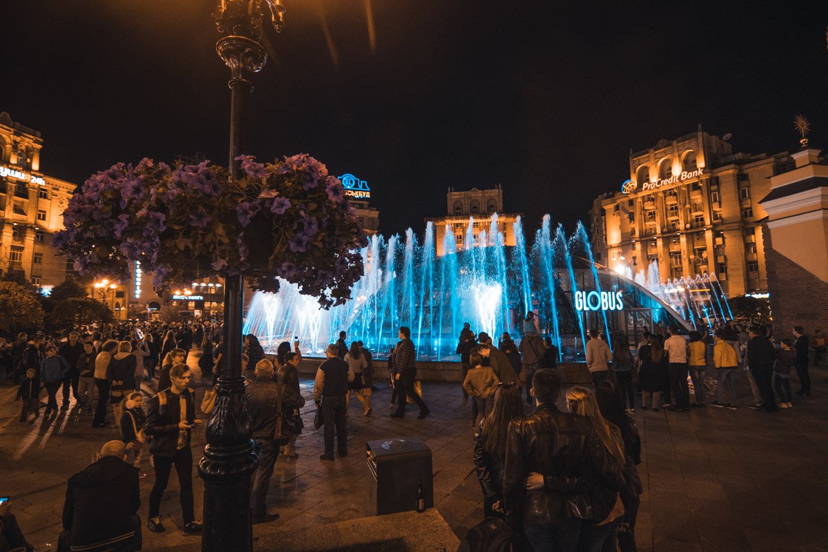 Яркое зрелище понравится взрослым и детям