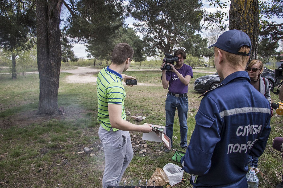 Многие жители столицы уже успели насладится отдыхом в лесах и парках Многие жители столицы уже успели насладится отдыхом в лесах и парках