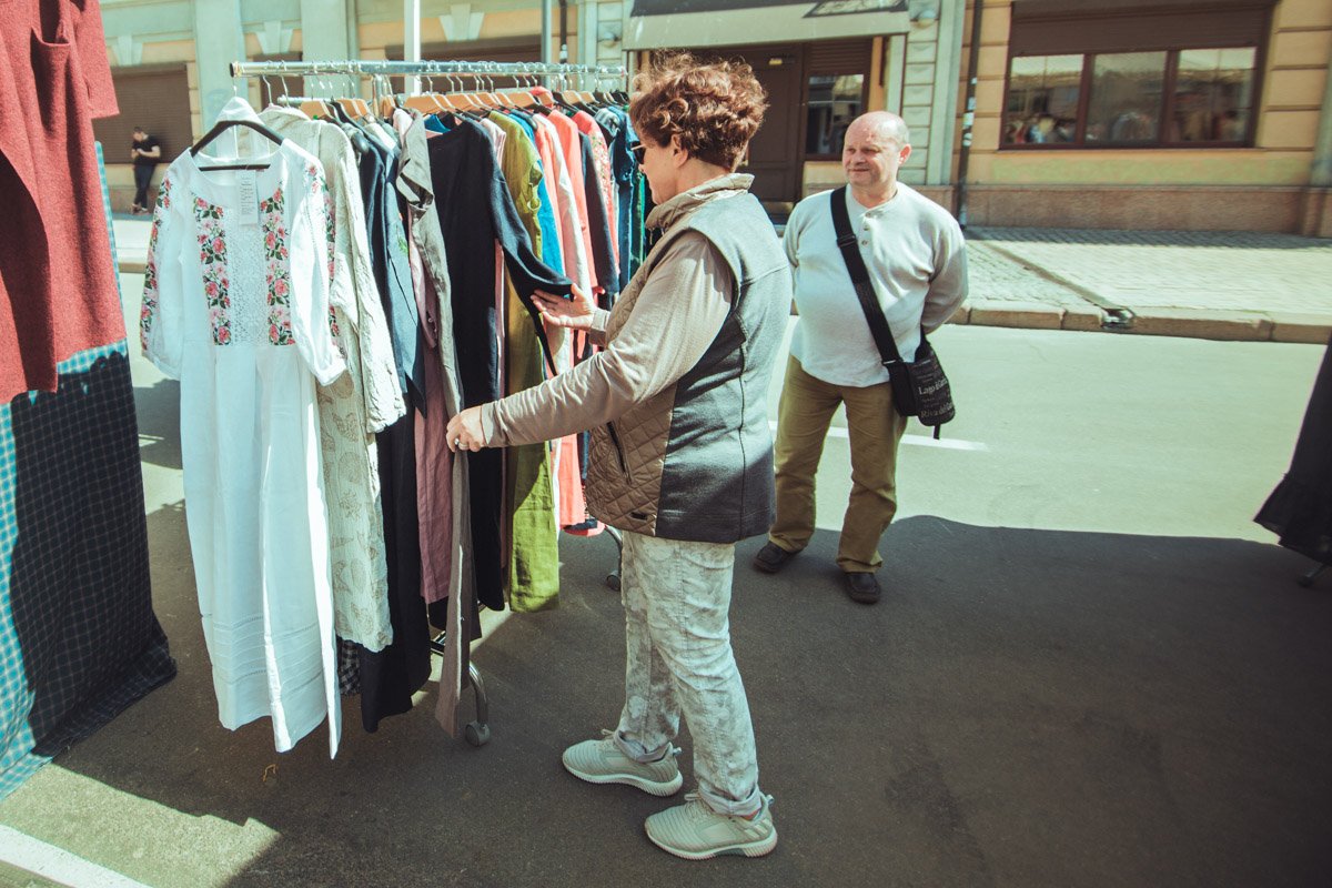 Льняные платья с вышивкой - это хит сезона Льняные платья с вышивкой - это хит сезона
