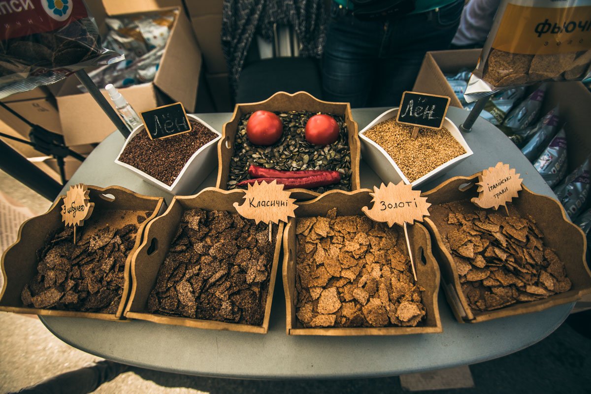 На ярмарке можно было купить продукты, выращенные в Украине На ярмарке можно было купить продукты, выращенные в Украине