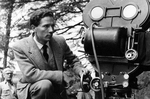 В возрасте 98 лет умер известный британский режиссер Майкл Андерсон В возрасте 98 лет умер известный британский режиссер Майкл Андерсон