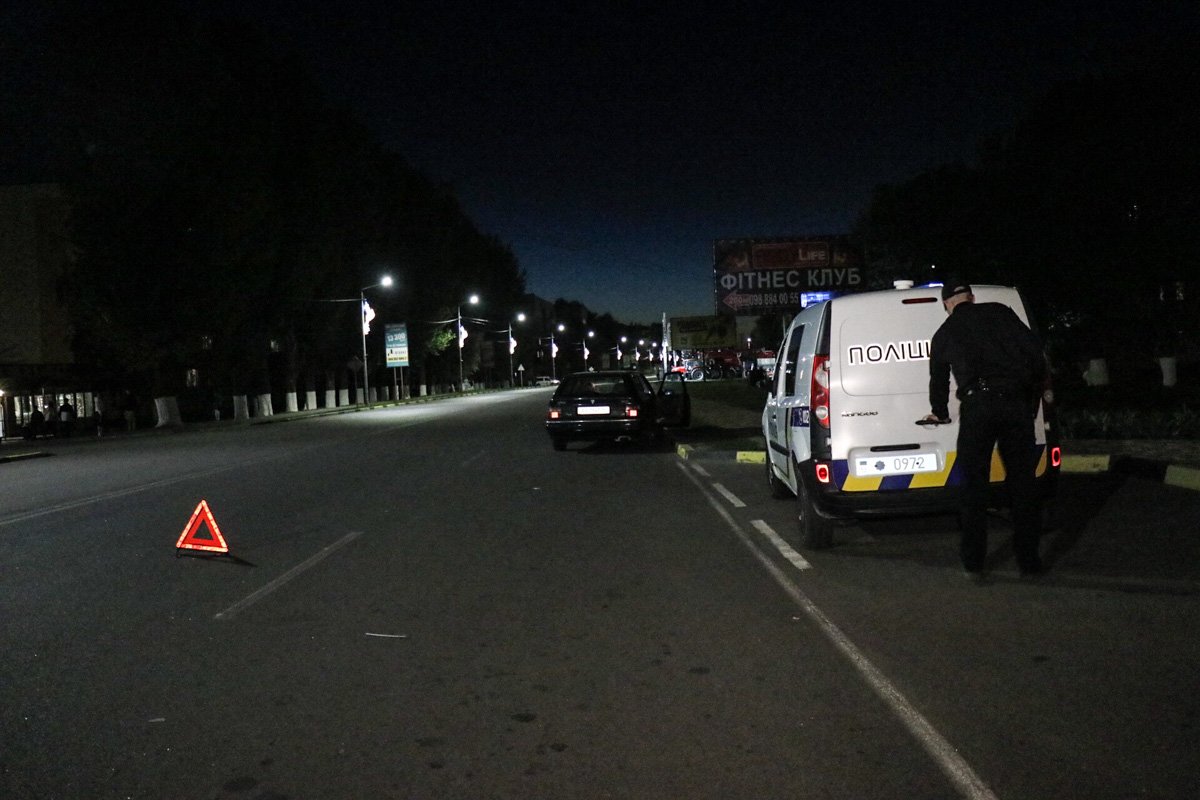 Пострадавшего забрала карета скорой помощи 