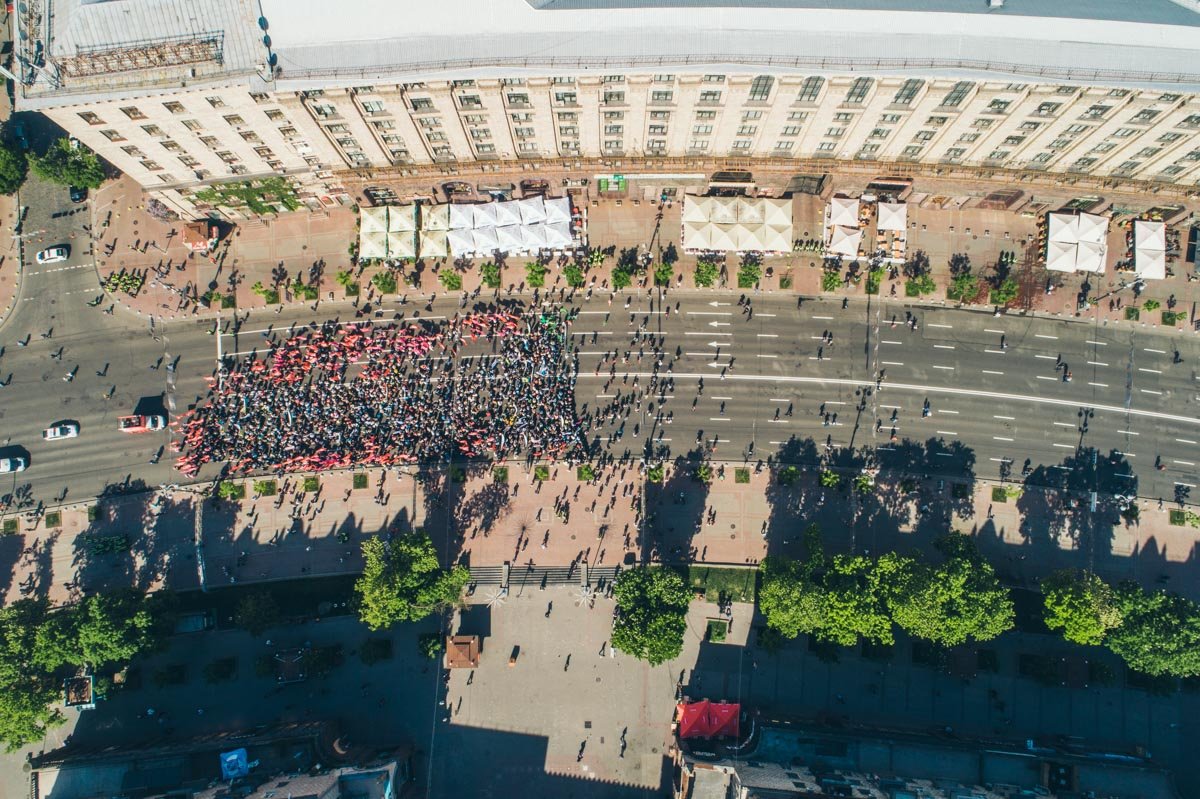 Так выглядел марш трудящихся с высоты птичьего полета
