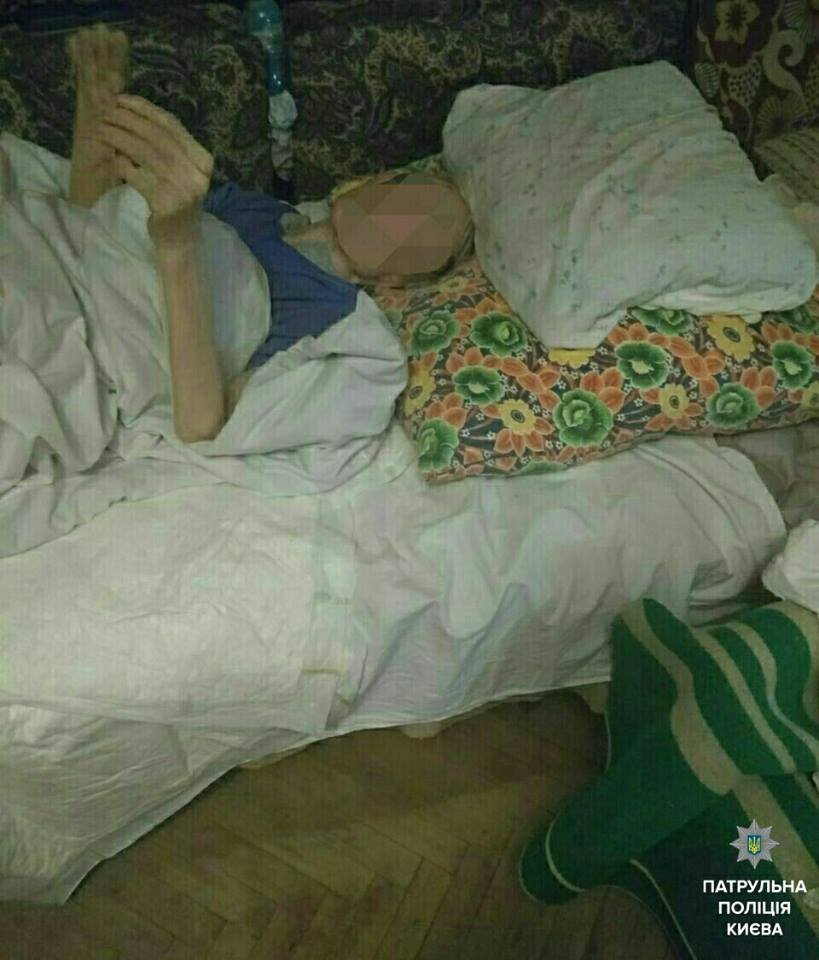 Бабушка, которую спасли патрульные Киева