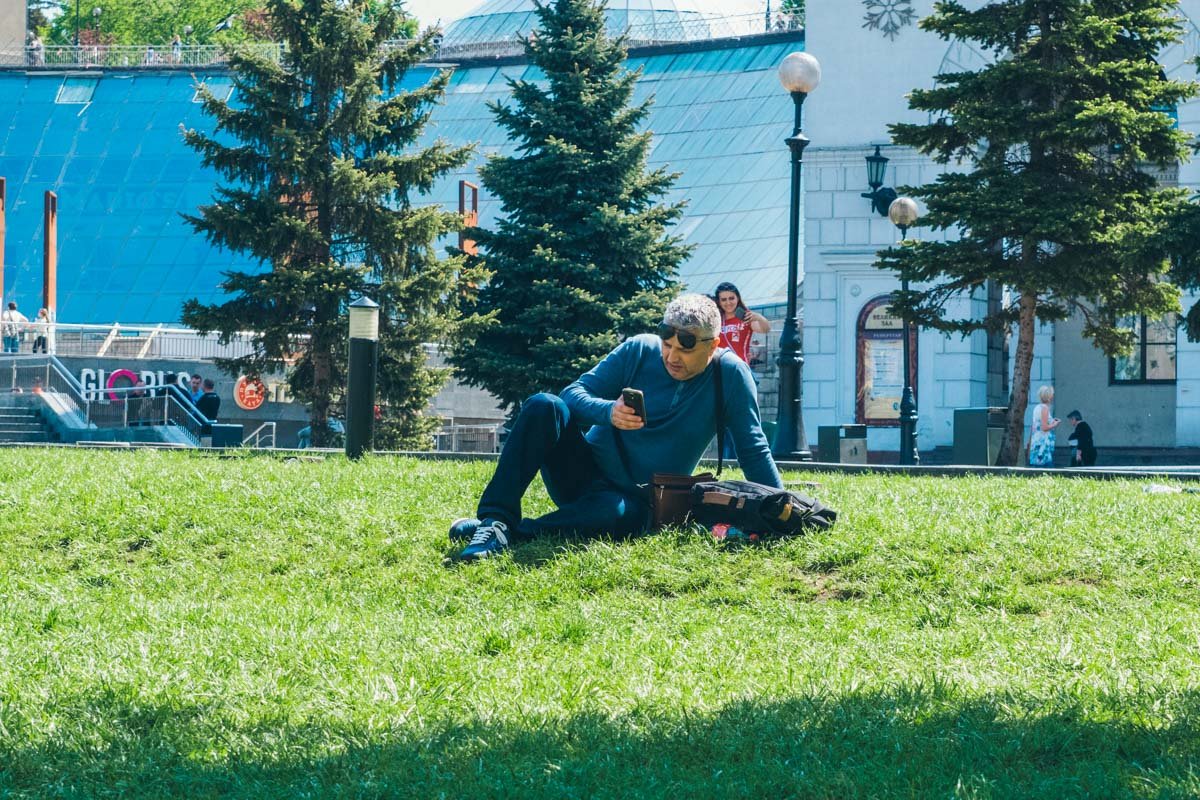 Уже отдыхают на газонах Уже отдыхают на газонах