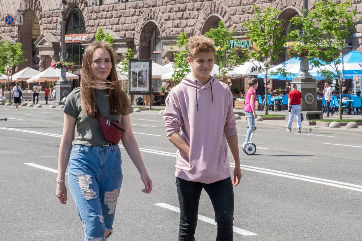 Но кому-то все еще прохладно Но кому-то все еще прохладно