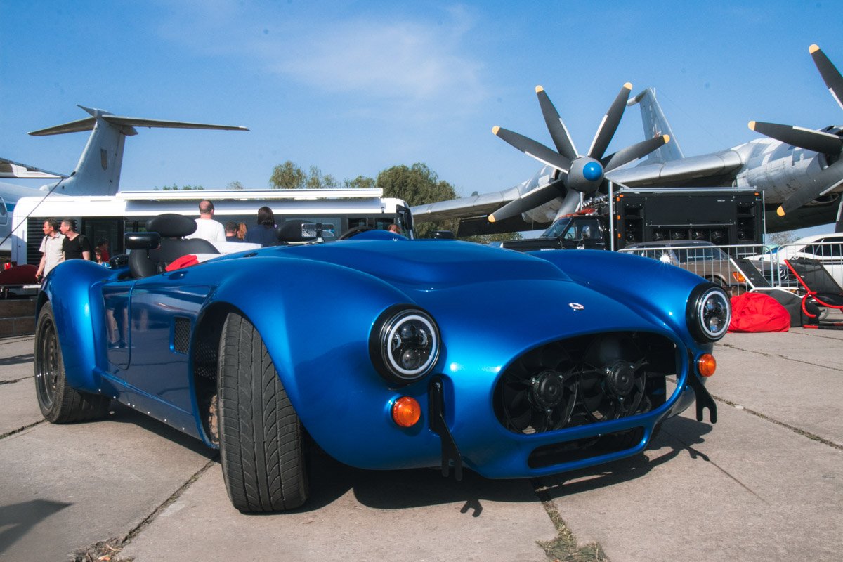 Cobra выпускалась в Великобритании с 1961 по 1967 года