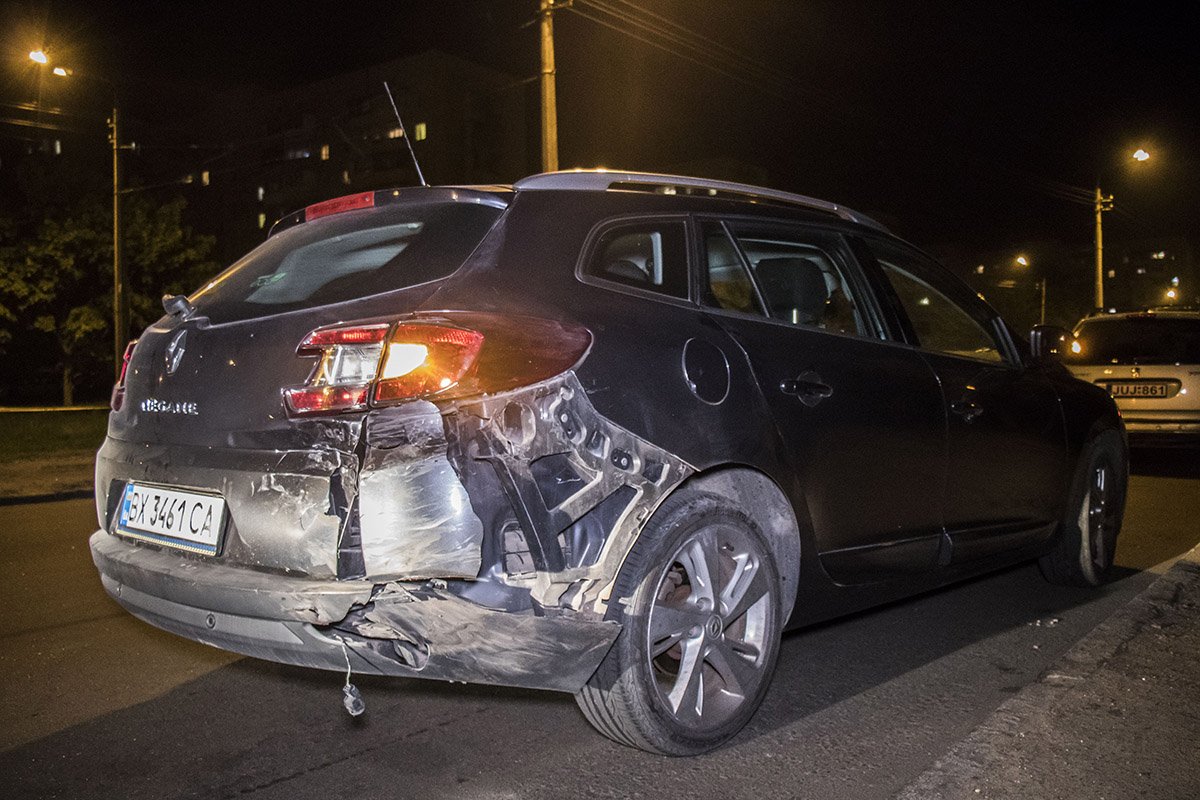 В аварии пострадали и другие машины, которые ехали впереди