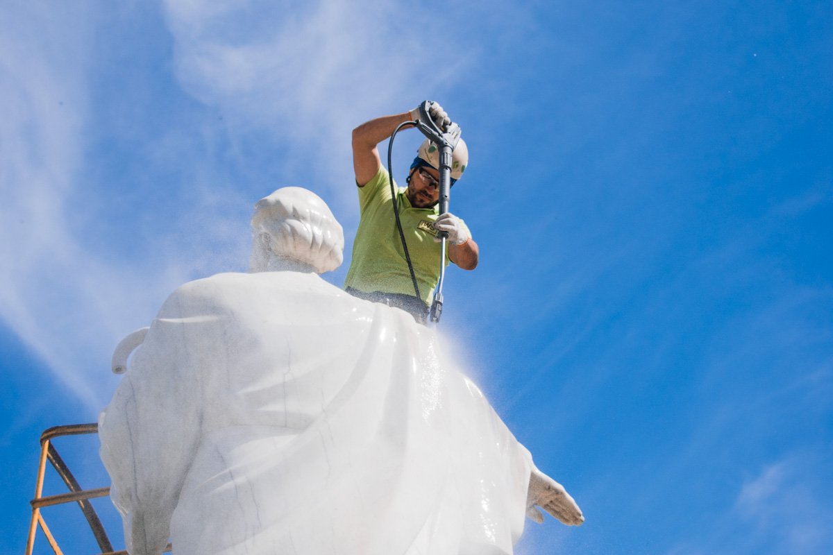 Очистка проходила очень эффектно Очистка проходила очень эффектно