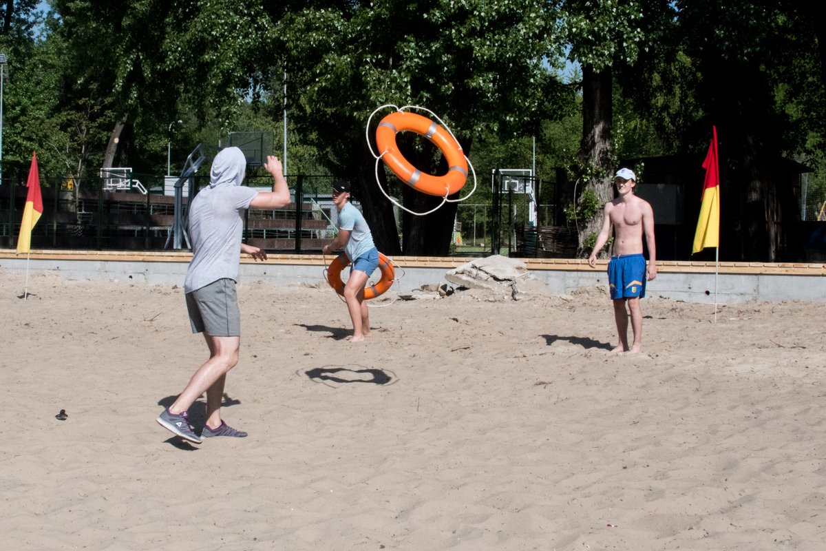 Круг бросать тоже нужно уметь