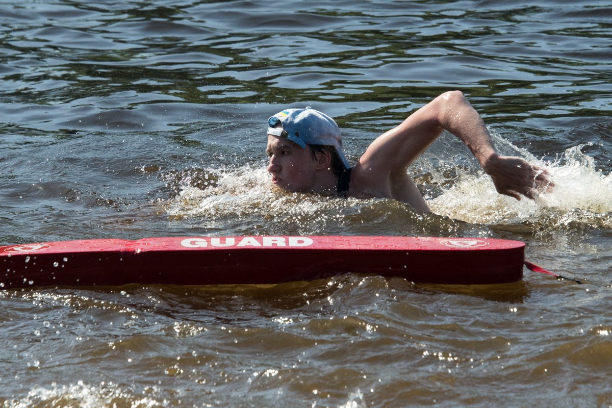 Еще чуть-чуть проплыть осталось