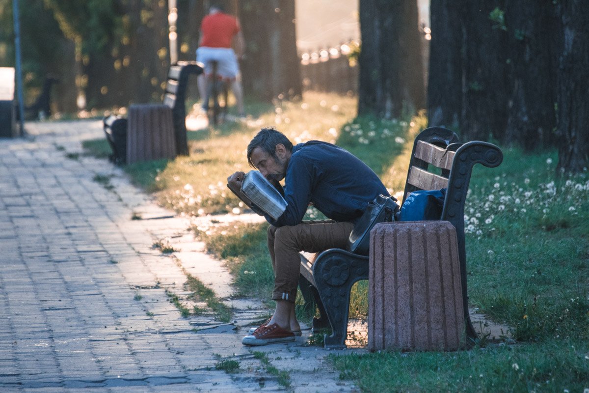 Под вечер и текст на санскрите не грех почитать