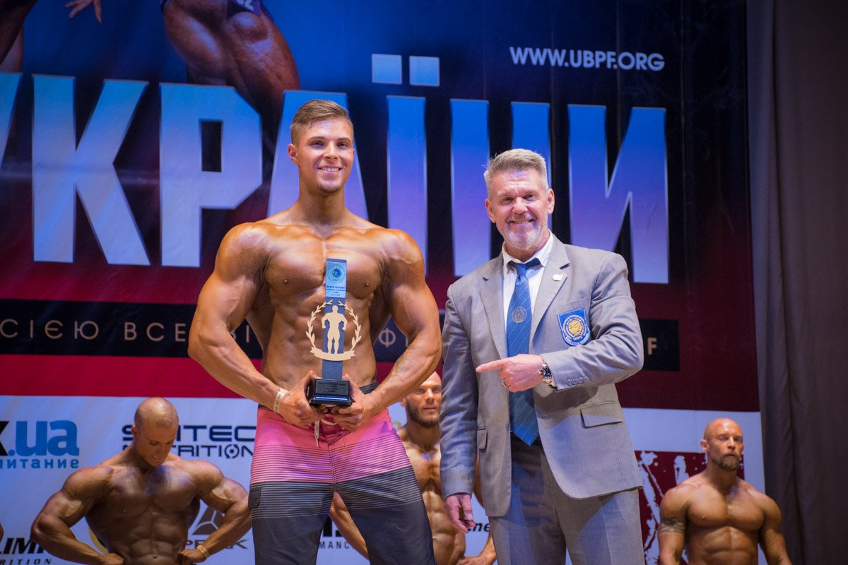 Абсолютный чемпион в категории "Спортфизик мужчины" - Александр Мунтян