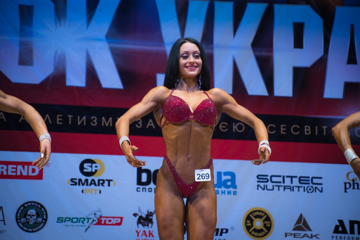 Обязательное позирование перед судьями 