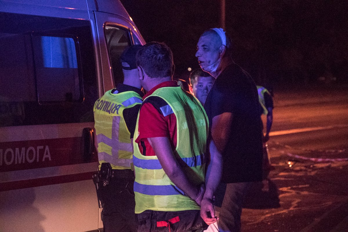 Предварительно, мужчина находился в нетрезвом состоянии