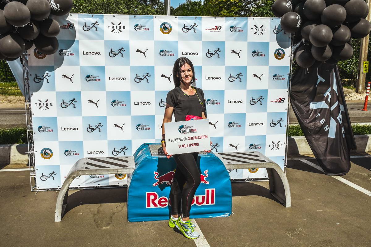 После забега участники фотографировались возле фотозоны После забега участники фотографировались возле фотозоны