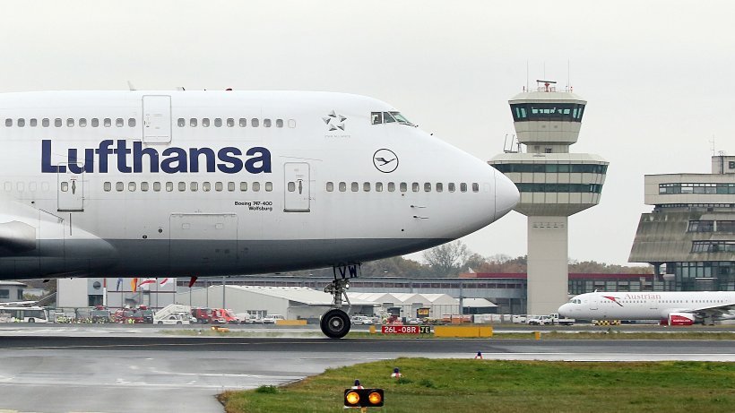 В Берлине самолет совершил внеплановую посадку из-за отказа двигателя